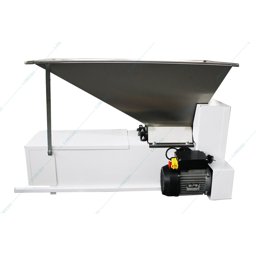 Eno 3 Semiinox Cu Motor, Zdrobitor Desciorchinator Struguri, Cu Motor, Enoitalia, Cuva Inox, Carcasa Tabla Smaltuita, Cuva Cu Valturi, Motor 0,75 Kw, Productivitate 1000-1200 Kg/H, Productie Italia