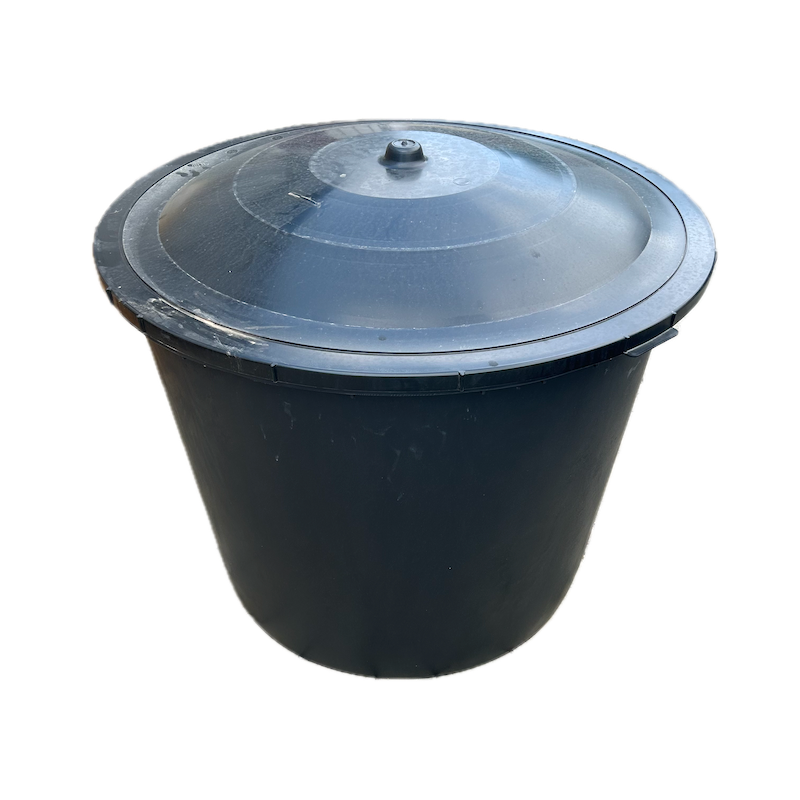 Cada Mastellone 500 L, Neagra, Din Plastic, Cu Capac 